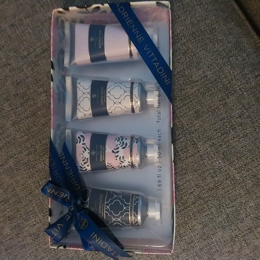 Adrienne Vittadini Studio Hand Lotion Collection NIB
